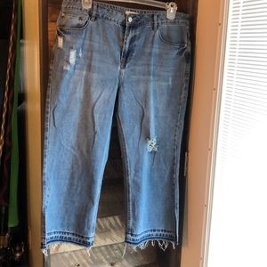 Wide leg cropped jeans